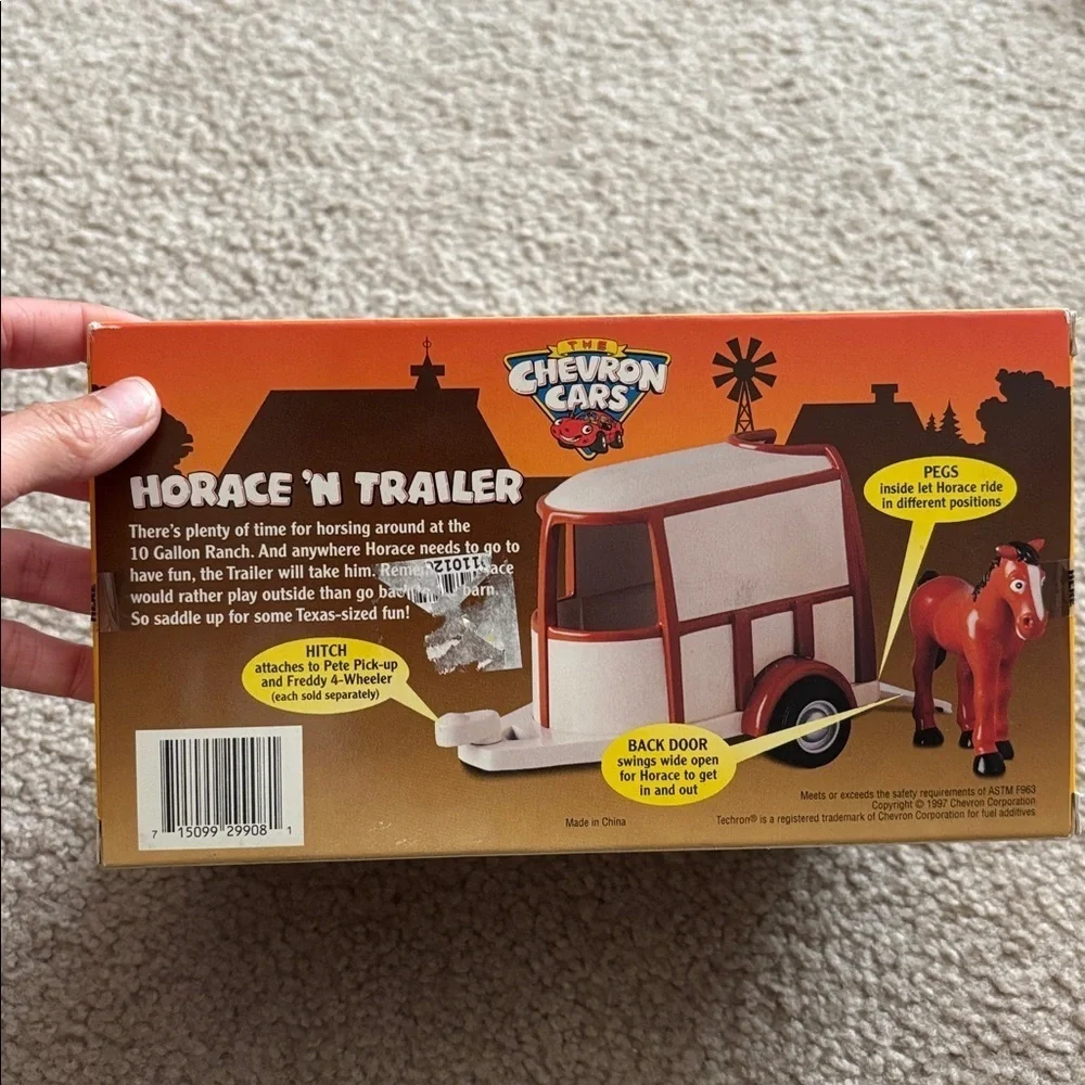 Chevron Horace 'N Trailer Toy